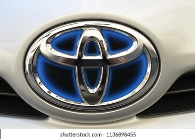 logo toyota